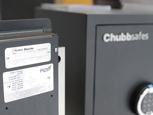¿Dónde es mejor instalar la caja fuerte en su vivienda?