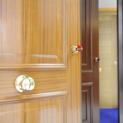Puertas blindadas y acorazadas, ¿Cuál elegir?